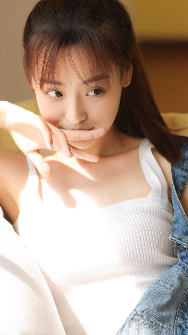 青少年篮球推广课走进偏远小学点燃孩子体育梦想，青少年篮球培训广告