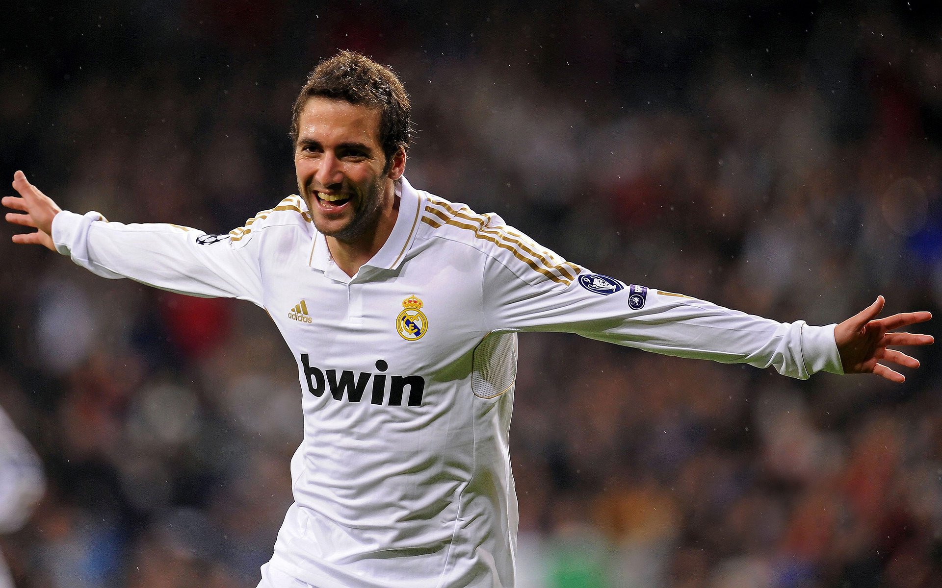 尼斯防守稳固，期待打破僵局，尼斯在哪